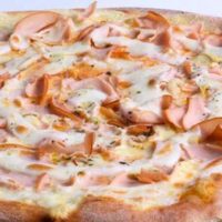 Pizza de Peito de Peru com Catupiri