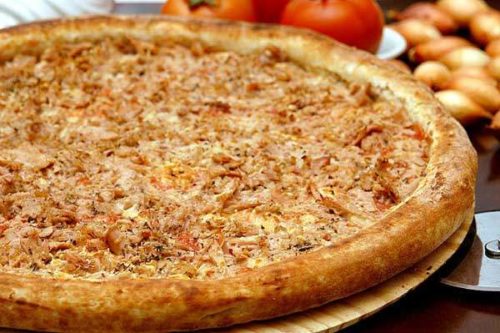 Pizza de Atum - Manollo Pizzaria